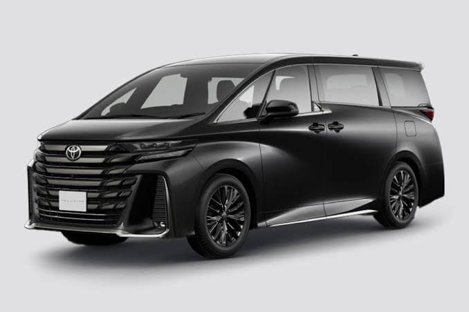 Executive MPV, front three-quarter view